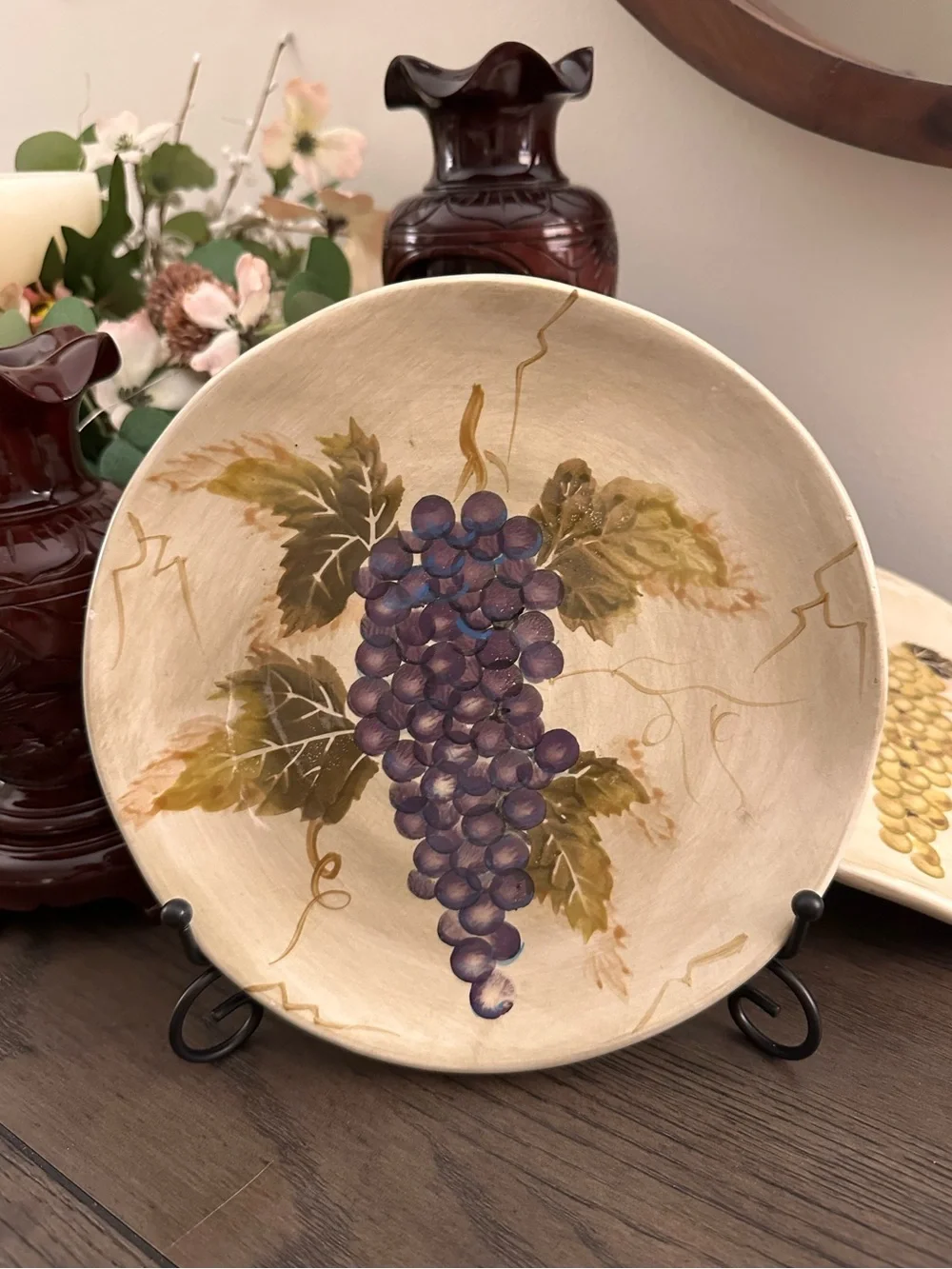 Tabletops Unlimited cabernet hand